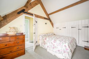 Bedroom- click for photo gallery